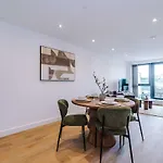 Stylish 2Br City Apartment Free Parking & Terrace * Leeds (West Yorkshire)
