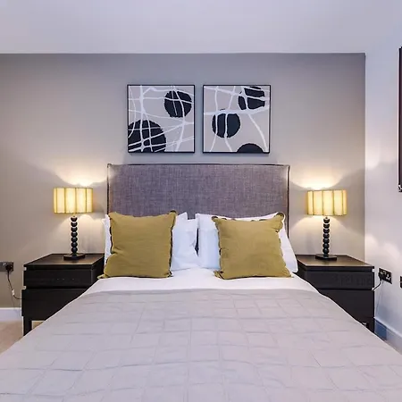 Apartament Stylish 2br Free Parking & Terrace *