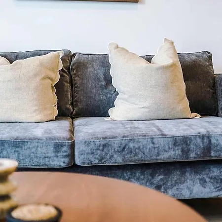 Apartament Chic 2 Bed With Terrace & Parking