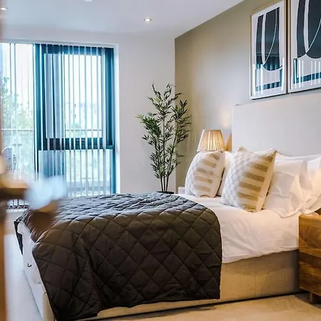 Stylish 2br Free Parking & Terrace Lejlighed *