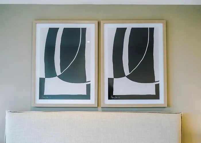 Appartement Chic 2 Bed With Terrace & Parking *