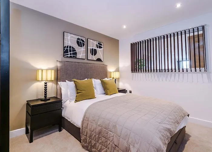 Chic 2 Bed With Terrace & Parking *