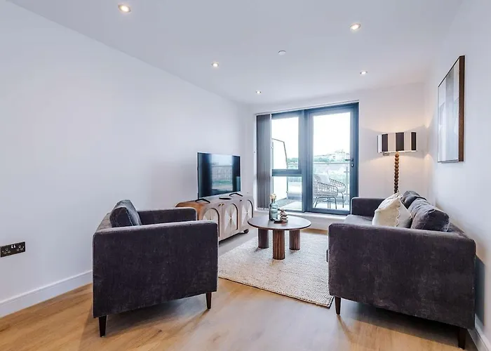 Chic 2 Bed With Terrace & Parking Appartement Leeds (West Yorkshire)